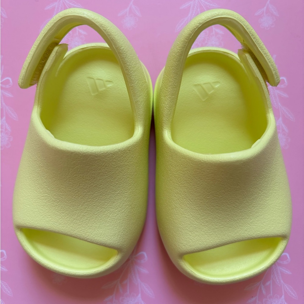 Yeezy Yellow Sandals Minimalist Foam Design